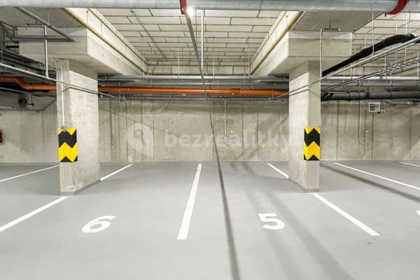 garage to rent, 12 m², Praha garage to rent, 12 m², Praha
