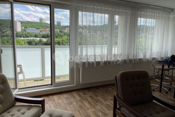 2 bedroom with open-plan kitchen flat to rent, 65 m², Za Mlýnem, Praha 2 bedroom with open-plan kitchen flat to rent, 65 m², Za Mlýnem, Praha