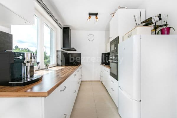 3 bedroom with open-plan kitchen flat for sale, 132 m², 