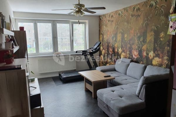 3 bedroom flat for sale, 119 m², Kmochova, Hostivice
