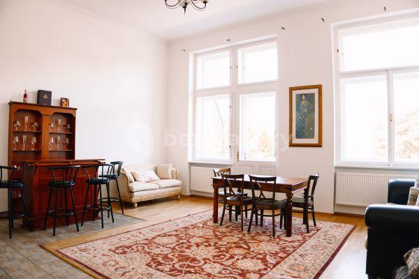 2 bedroom with open-plan kitchen flat to rent, 100 m², Masarykovo nábřeží, Praha