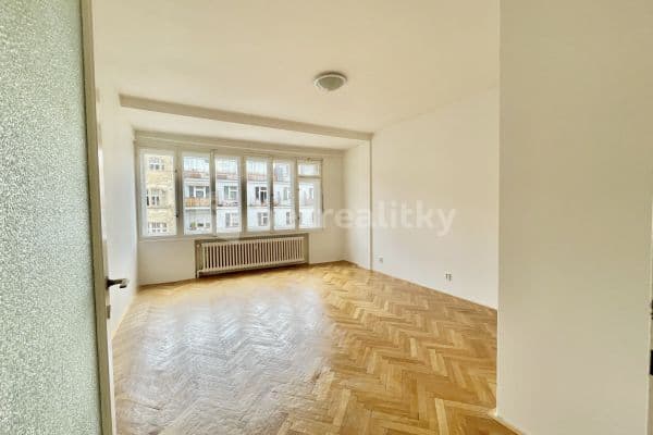 2 bedroom flat to rent, 63 m², Strossmayerovo náměstí, Prague, Prague