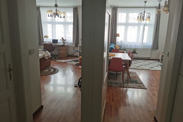 1 bedroom with open-plan kitchen flat to rent, 55 m², Polská, Praha 1 bedroom with open-plan kitchen flat to rent, 55 m², Polská, Praha