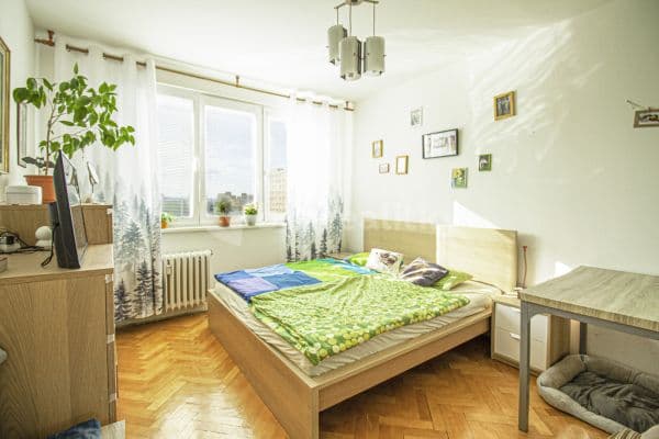 3 bedroom flat for sale, 75 m², Výškovická, 