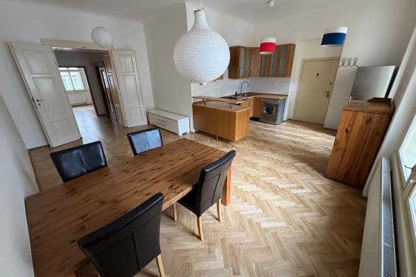 1 bedroom with open-plan kitchen flat to rent, 54 m², Jungmannova, Praha 1 bedroom with open-plan kitchen flat to rent, 54 m², Jungmannova, Praha