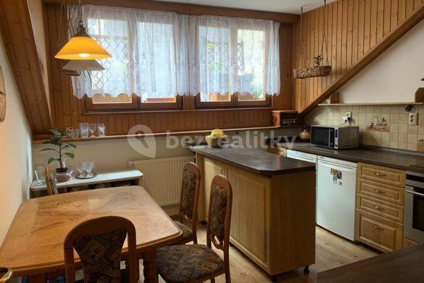 3 bedroom flat for sale, 78 m², Bulharská, Karlovy Vary