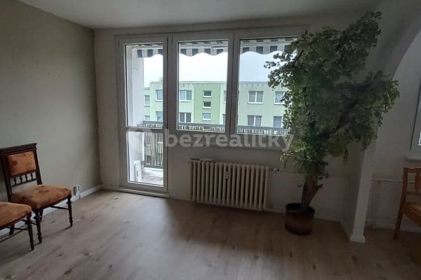 4 bedroom flat to rent, 85 m², Sídliště Ⅱ, Struhařov