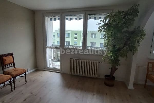 4 bedroom flat to rent, 86 m², Sídliště Ⅱ, Struhařov 4 bedroom flat to rent, 86 m², Sídliště Ⅱ, Struhařov