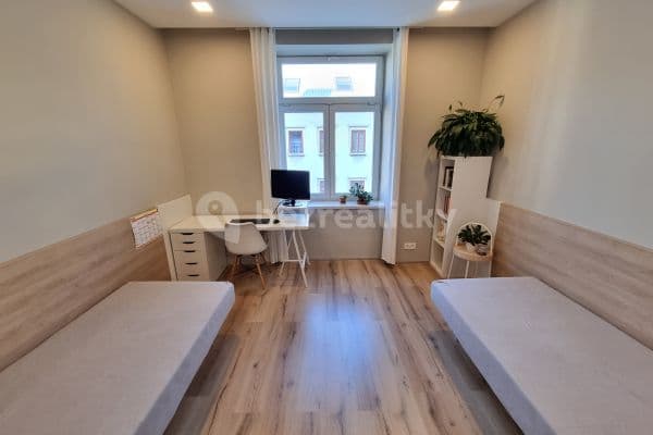 3 bedroom with open-plan kitchen flat for sale, 102 m², Körnerova, Brno