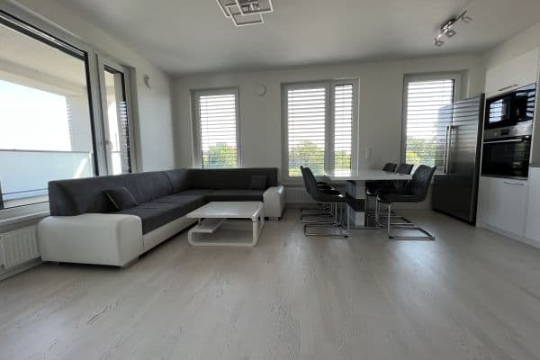2 bedroom with open-plan kitchen flat to rent, 71 m², Wassermannova, Prague 2 bedroom with open-plan kitchen flat to rent, 71 m², Wassermannova, Prague