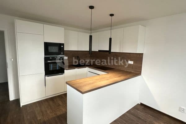 Studio flat to rent, 33 m², Drahy, Uherské Hradiště Studio flat to rent, 33 m², Drahy, Uherské Hradiště