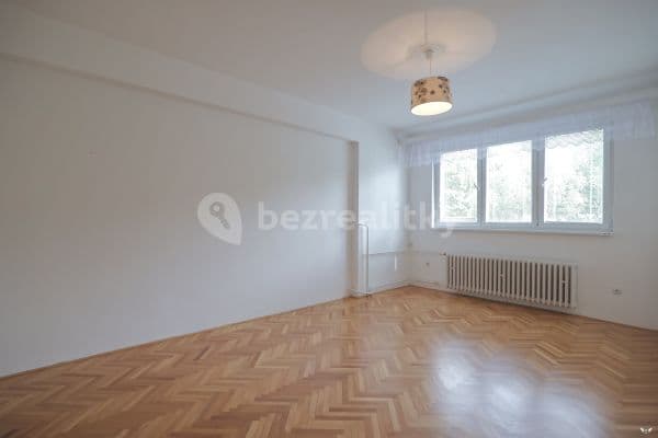 1 bedroom flat to rent, 39 m², U Potůčku, Liberec