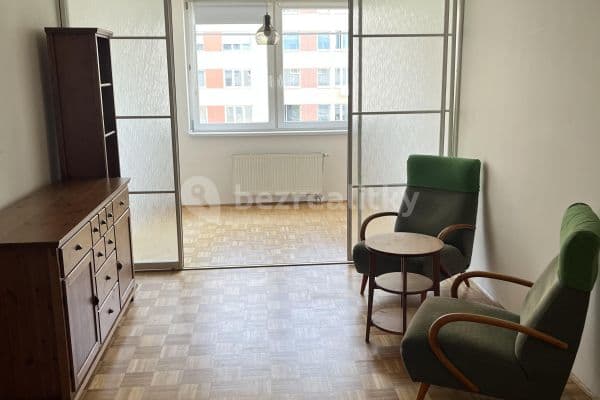 Studio flat to rent, 41 m², Hnězdenská, Praha Studio flat to rent, 41 m², Hnězdenská, Praha