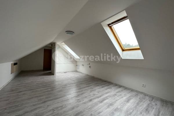 Studio flat to rent, 35 m², Svobody, Liberec