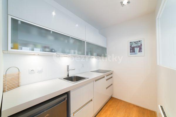 1 bedroom with open-plan kitchen flat to rent, 50 m², Kozí, Hlavní město Praha