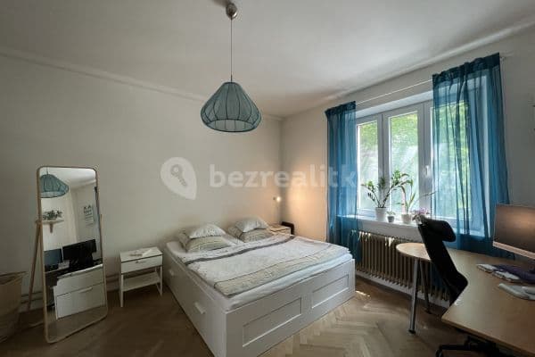 3 bedroom flat for sale, 85 m², Karadžičova, Bratislava