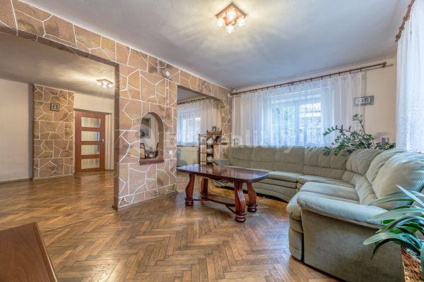 house for sale, 272 m², Hlavní, 