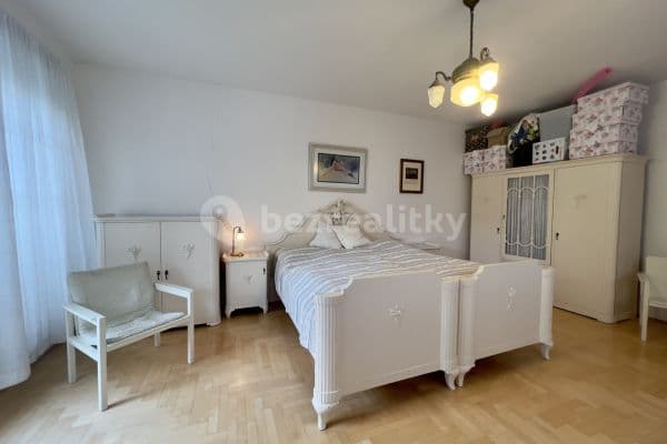 2 bedroom with open-plan kitchen flat for sale, 89 m², Gutova, 
