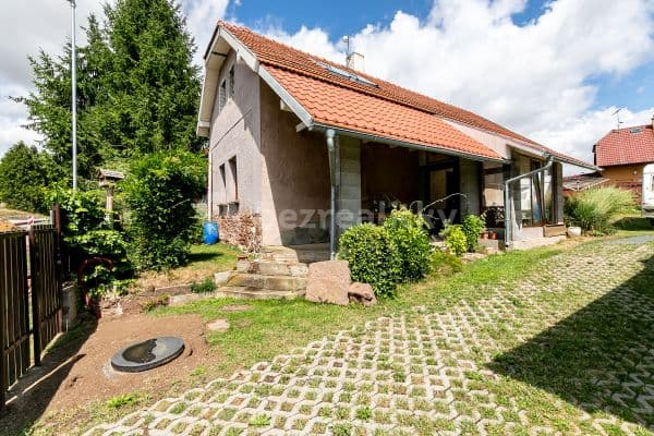 house for sale, 156 m², Nučice, 