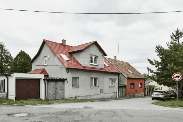 house for sale, 328 m², Příčná, Hřebeč