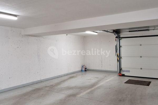 garage to rent, 15 m², Stochovská, Hlavní město Praha