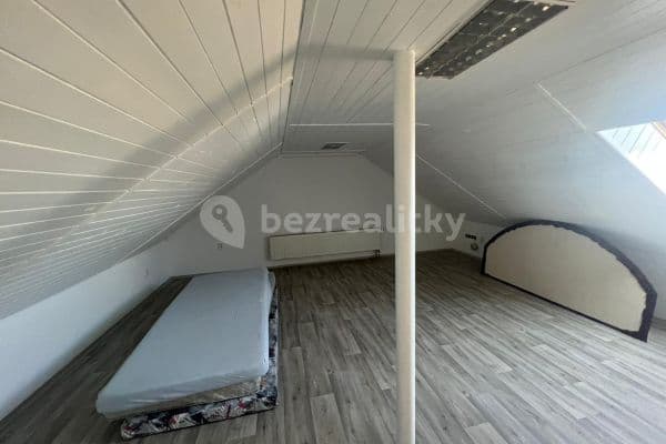 1 bedroom with open-plan kitchen flat to rent, 50 m², Belnická, Jesenice
