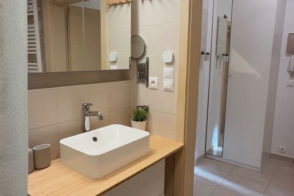 Studio flat to rent, 32 m², Soukalova, Praha Studio flat to rent, 32 m², Soukalova, Praha