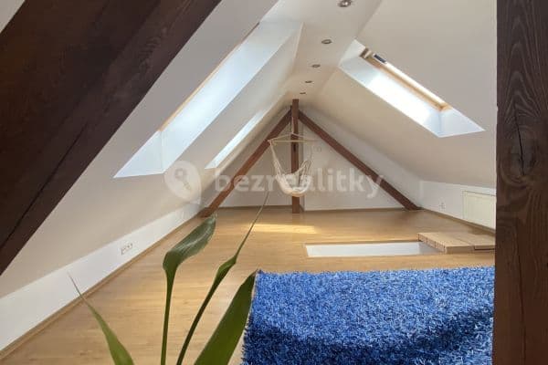 2 bedroom with open-plan kitchen flat to rent, 70 m², Na Padesátém, Hlavní město Praha