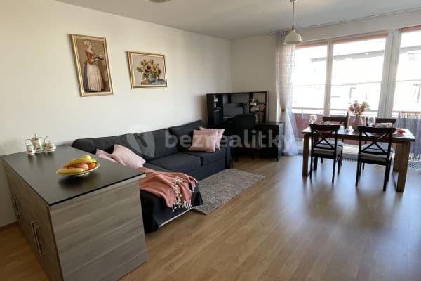 1 bedroom with open-plan kitchen flat for sale, 65 m², Pýchavková, Praha