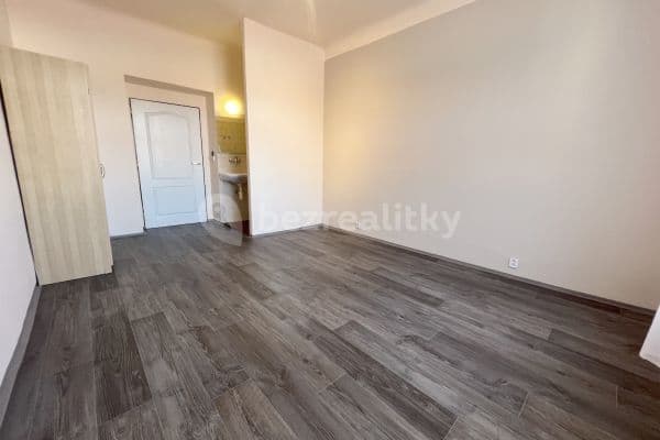 1 bedroom flat to rent, 24 m², Magistrů, Praha 1 bedroom flat to rent, 24 m², Magistrů, Praha
