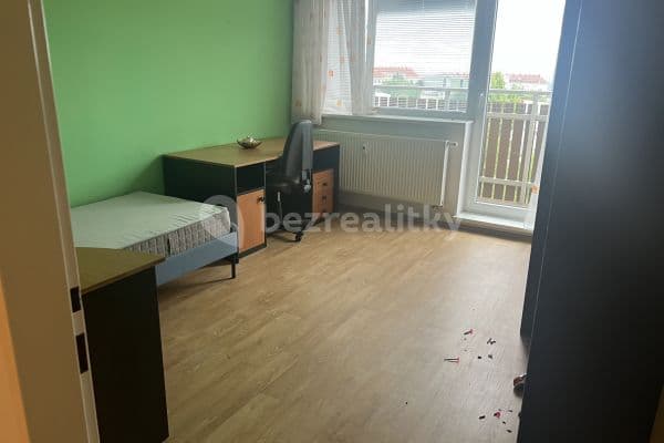 3 bedroom flat to rent, 86 m², Bieblova, Brno