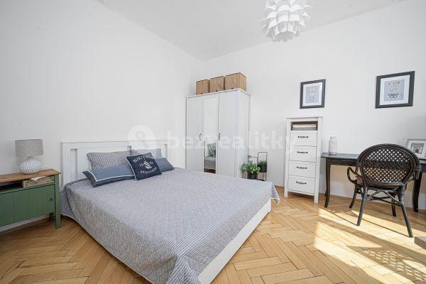 1 bedroom with open-plan kitchen flat for sale, 47 m², Šimkova, Hradec Králové