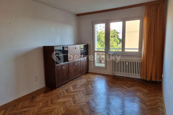 3 bedroom flat to rent, 70 m², U Krbu, Hlavní město Praha