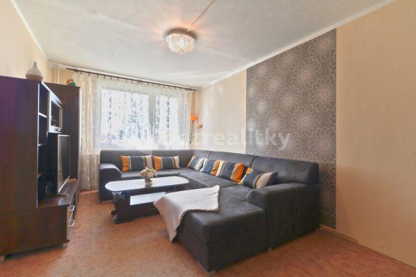 3 bedroom flat for sale, 80 m², Karla Čapka, Nymburk, Středočeský Region