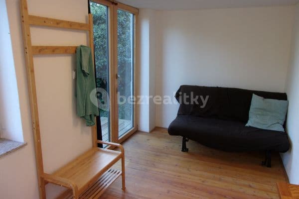 1 bedroom flat to rent, 21 m², Libčice nad Vltavou