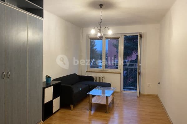 2 bedroom flat to rent, 51 m², Zelenečská, Praha