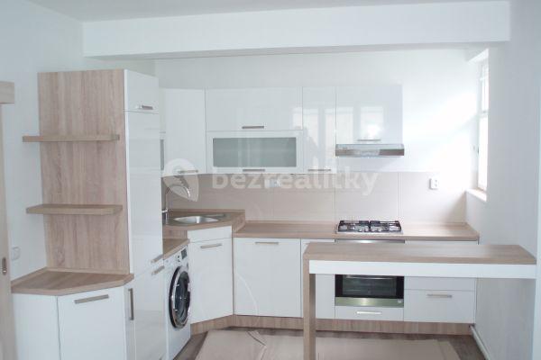 2 bedroom flat to rent, 55 m², Na Rovině, Vsetín