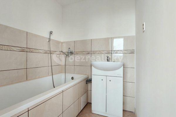 3 bedroom flat for sale, 62 m², Mírová, 