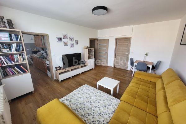 3 bedroom flat for sale, 70 m², Ke Strašnické, Praha