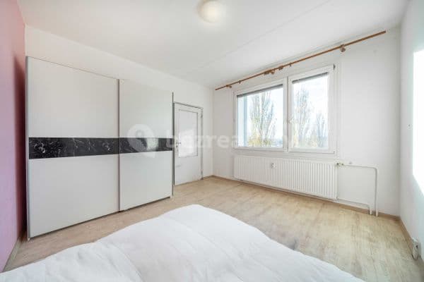 4 bedroom flat for sale, 78 m², Partyzánská, Plzeň, Plzeňský Region