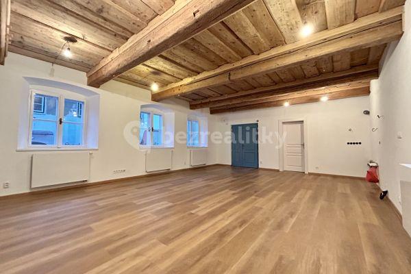 2 bedroom with open-plan kitchen flat for sale, 81 m², Lazebnická, 