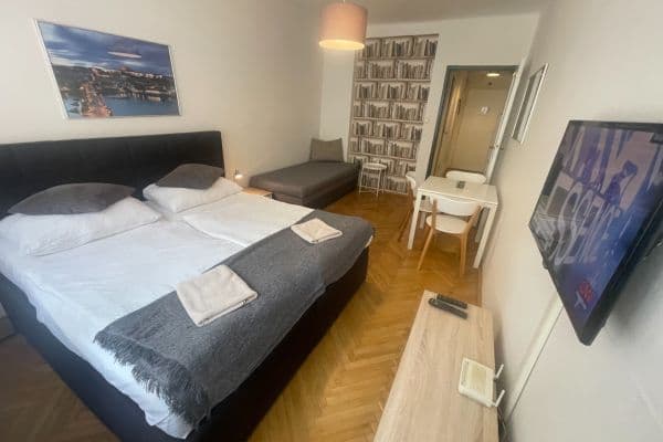 Studio flat to rent, 1 m², Dlouhá, Praha Studio flat to rent, 1 m², Dlouhá, Praha
