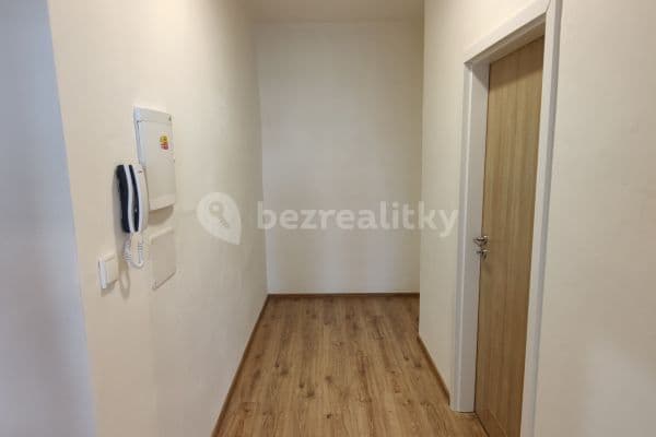 1 bedroom with open-plan kitchen flat to rent, 60 m², Pražská, Kolín, Středočeský Region