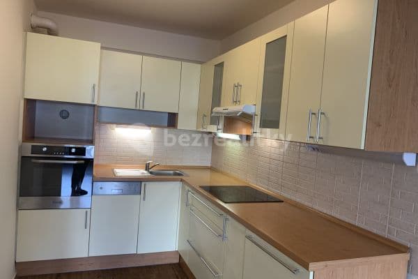 2 bedroom with open-plan kitchen flat to rent, 64 m², Nevanova, Praha