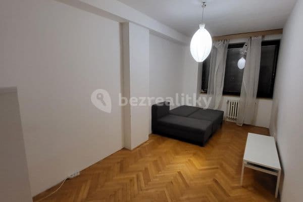 3 bedroom flat to rent, 16 m², Ke Dvoru, Hlavní město Praha