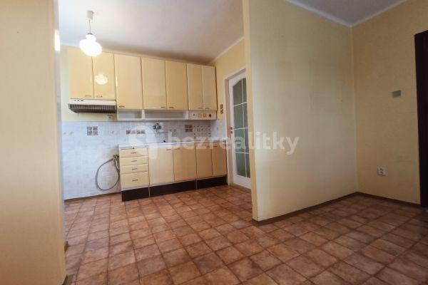 2 bedroom with open-plan kitchen flat for sale, 61 m², Rybova, 