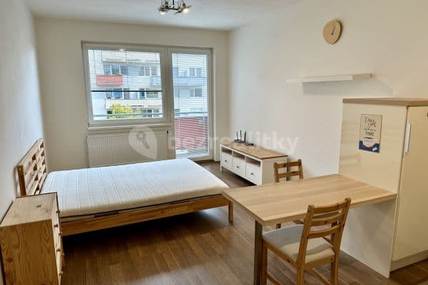 Studio flat to rent, 36 m², Modenská, Hlavní město Praha Studio flat to rent, 36 m², Modenská, Hlavní město Praha