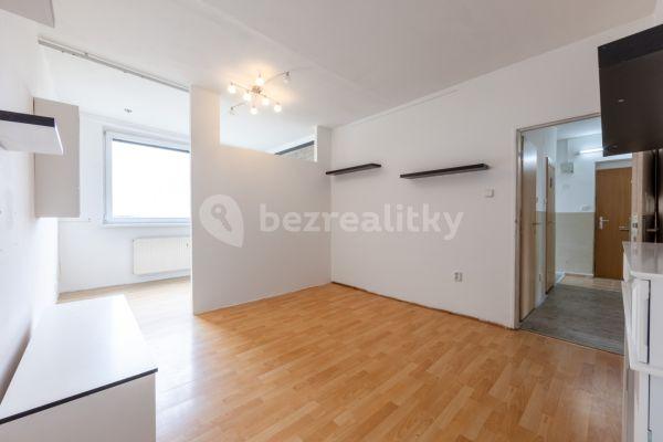 3 bedroom flat for sale, 74 m², U Hačky, 
