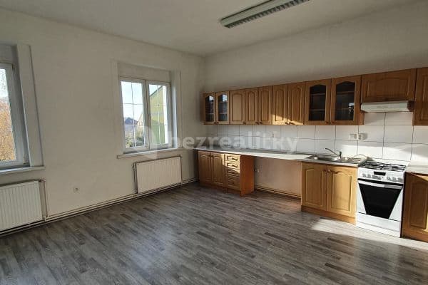 3 bedroom flat to rent, 100 m², Komenského, Krupka