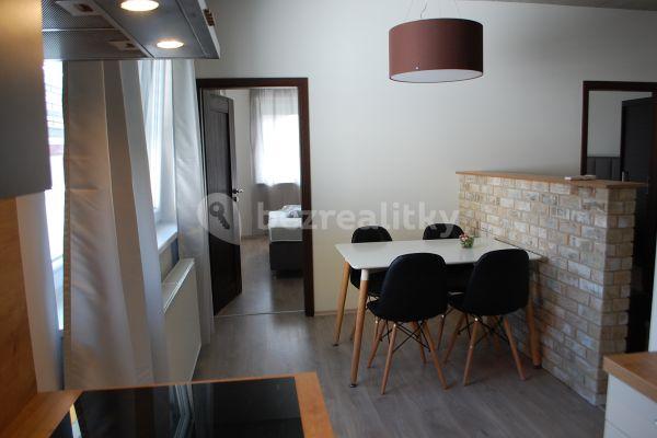 3 bedroom flat to rent, 76 m², Bosákova, Bratislava